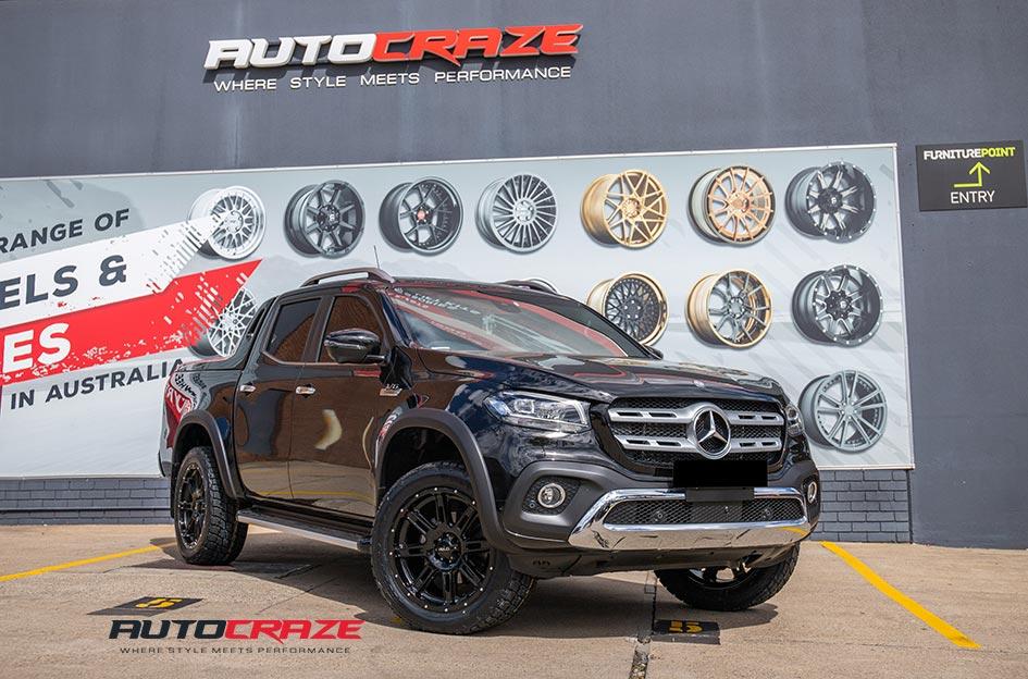 MERCEDES X CLASS HE900 GLOSS BLACK